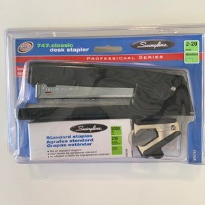 Swingline 747 classic desk stapler professional